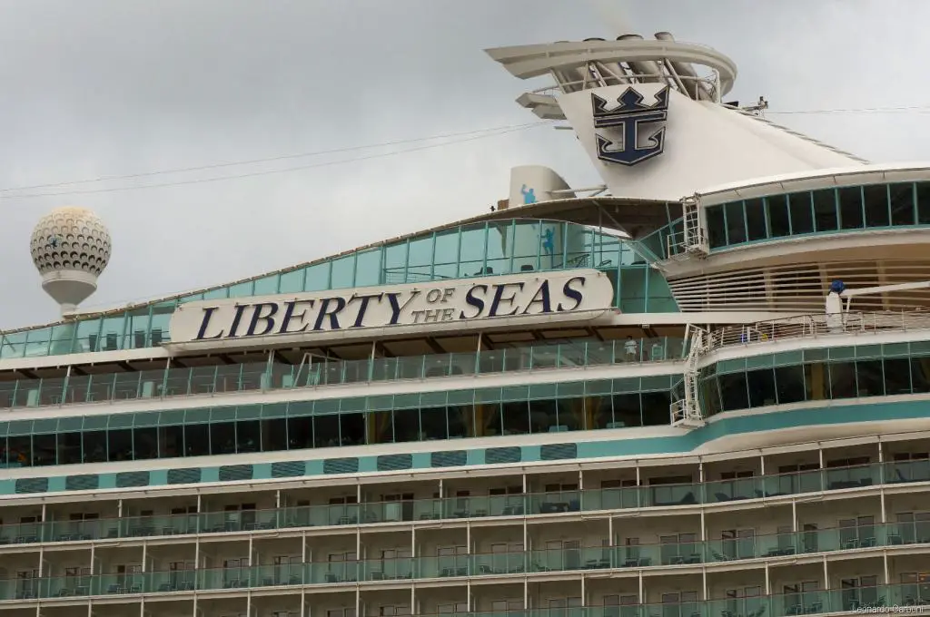 Civitavecchia, visita a Royal Carribean Liberty Of The Seas