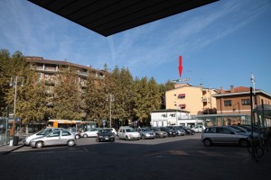 visuale uscendo dalla stazione ferroviaria di Ravenna